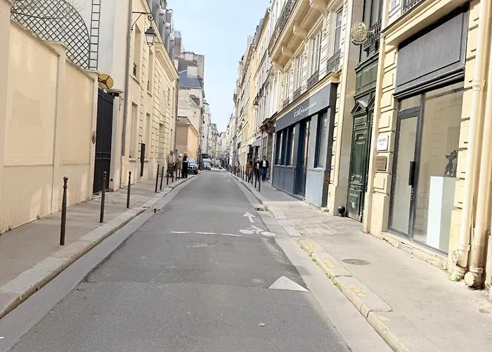 Location Le Marais ホームステイ *